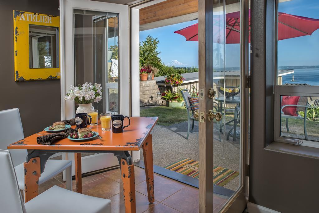 Three Tree Point Bed And Breakfast Burien Екстериор снимка